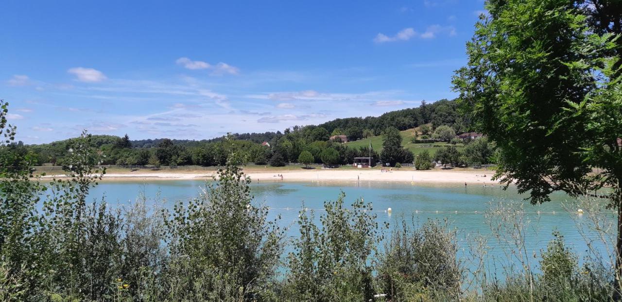 Charmant Logement Avec Piscine Bergerac Bagian luar foto